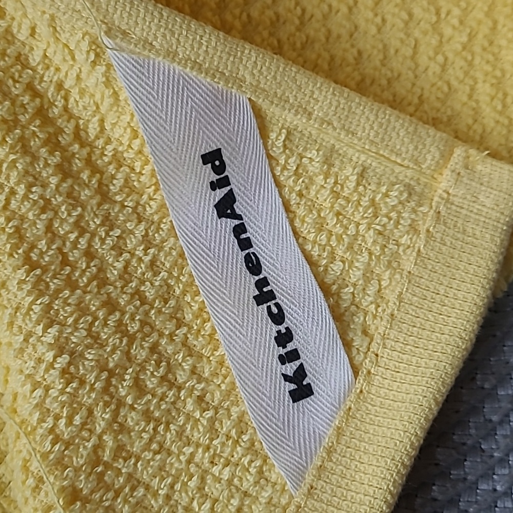 KitchenAide Towel Set - Picture 9 of 9